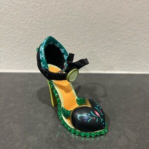 Anna from Frozen Disney Heel Ornament